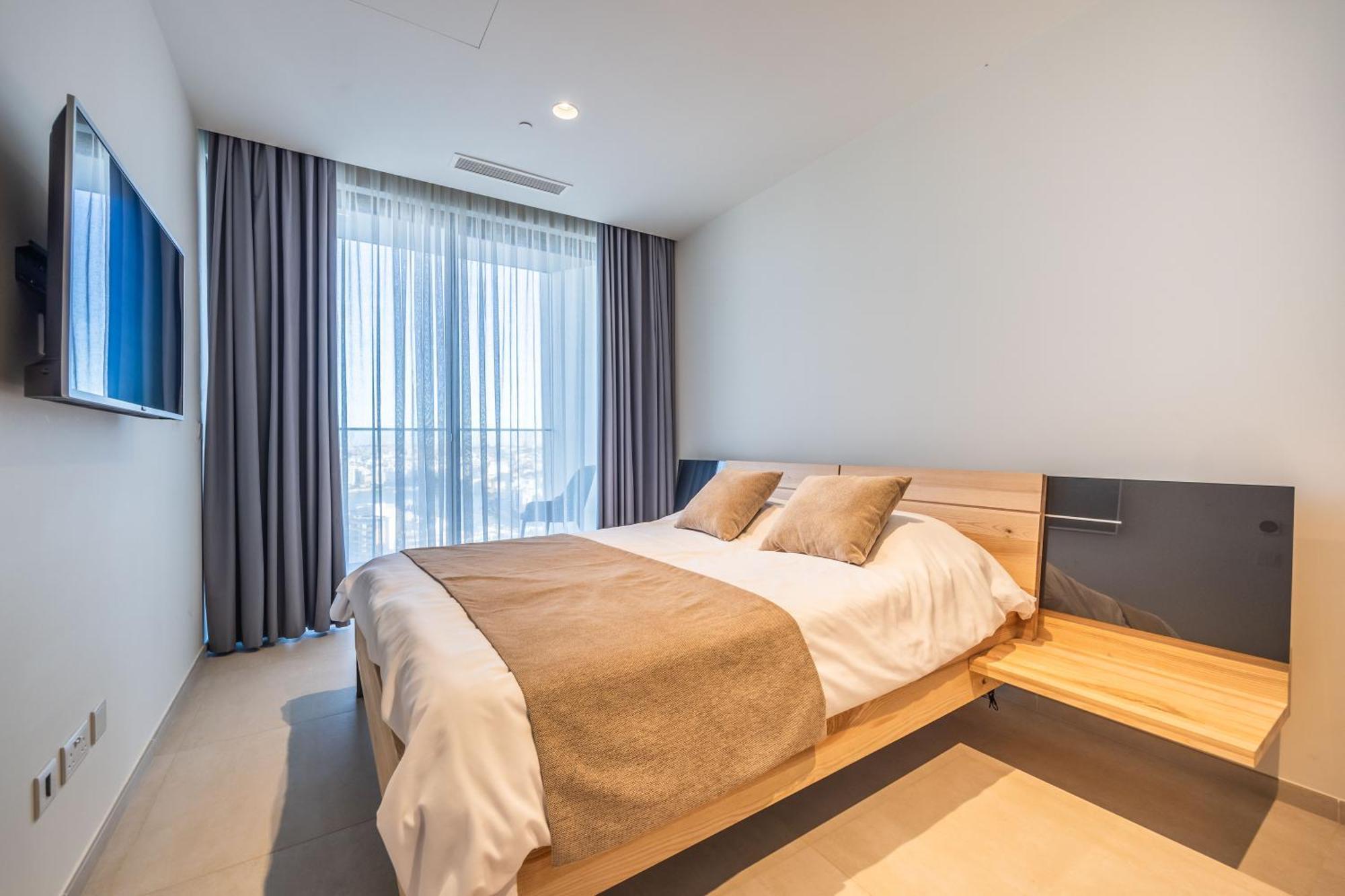 Appartement 18th Floor Luxury With Common Pool In The Prestigious Mercury Towers By Renowned Zaha Hadid Architects San Ġiljan