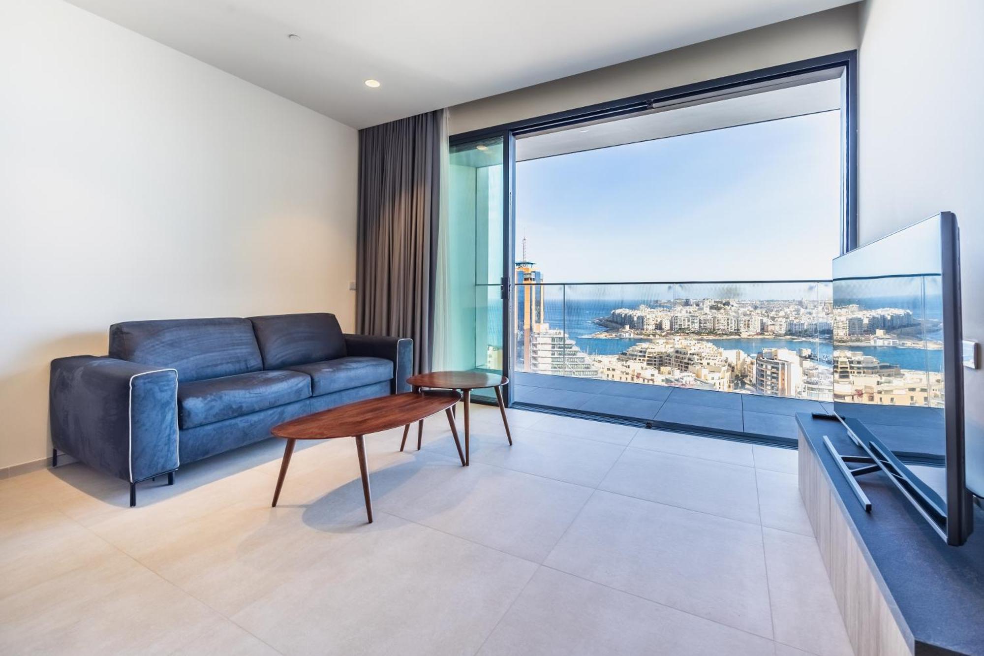 18th Floor Luxury With Common Pool In The Prestigious Mercury Towers By Renowned Zaha Hadid Architects Appartement San Ġiljan